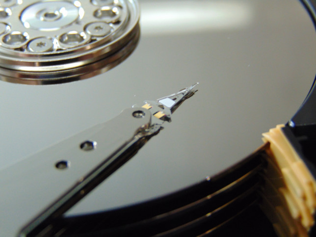 Głowice zaparkowane na talerzu